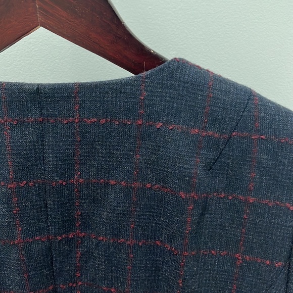 2P Talbot’s collarless blazer - Picture 5 of 5